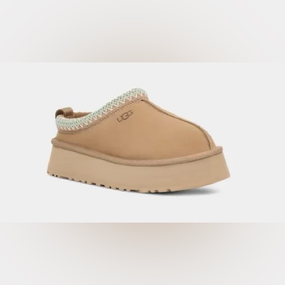 BRAND NEW UGG Tazz platform slippers in color sand - Picture 2 of 9